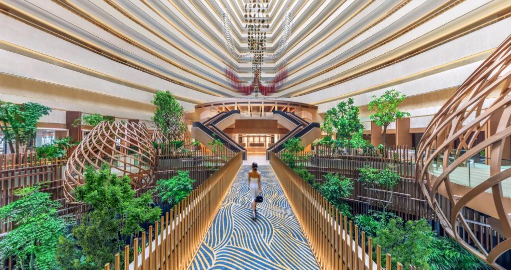 Parkroyal Collection Marina Bay Singapore living walls